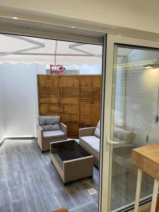 Hideaway Boutique Apartment Athena Bagian luar foto